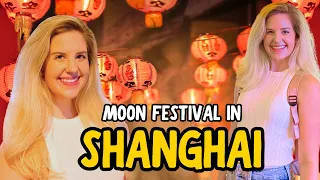 中国豫园的中秋节｜月饼、灯笼与难以置信的人潮