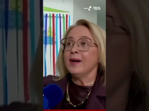 Dia do cabelo maluco vira atração nas escolas durante a semana do dia das crianças