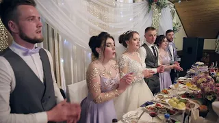 Раз я сиділа біля віконця весілля в Карпатах музиканти на весілля українське весілля 