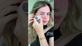 حمرة بودرة مسكارا 