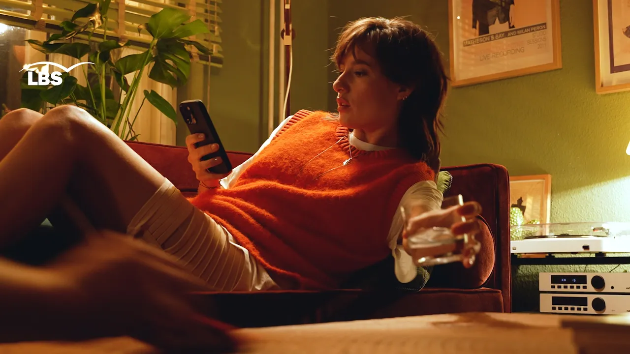 LBS Bausparen — LBS — Wir geben deiner Zukunft ein Zuhause. (YouTube video ad)