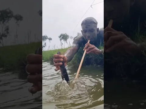 Muddy man incredible fishing catching video #fishing #shorts #trap_fishing #viral_shorts