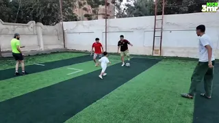 عمرو حجز كورة الفجر مع الصحاب واخواتو 