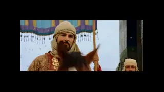 بخشی از فیلم زیبای کوروش کبیر همراه با ساز لری از همان نمونه که در کاوش های تخت جمشید پیدا شده 