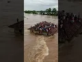 Download Lagu Suasana mengerikan saat banjir bandang menghantam segalanya#s