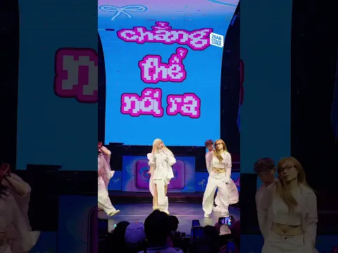 "baby em chẳng biết..." | Ánh Sáng AZA live at Showcase Chói