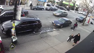 WATCH - Man Steals two cellphones from an AT T store on 13th Ave