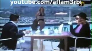 ميرفت أمين بالمايوة البكينى و تقلع الستيان و هي نايمه دندنها