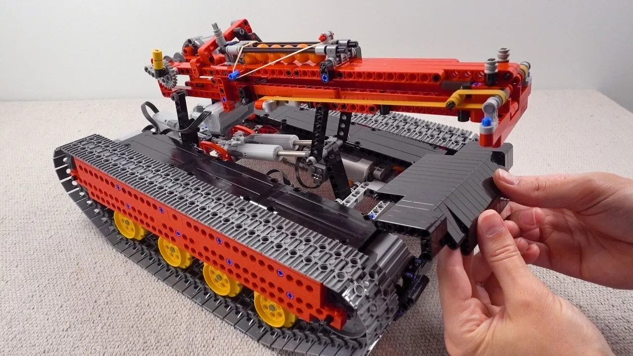 LEGO Fan's M1A2 ABRAMS MBT Tank by Kazi - Let's Build - thank you!! This is a LEGO Lover's non - LEG. 