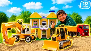 Mikail ekskavatör, buldozer gibi inşaat makineleri ile otel inşa ediyor | Çocuk oyunları