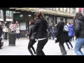 Download Lagu Flashmob marry you bruno mars proposal Tony \u0026 Sara piazza Cordusio Milano