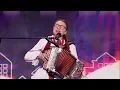 Lagu Patrząc na jej występ, aż chce się pojechać na wieś! To była piękna ludowa sztuka! [Mam Talent!]