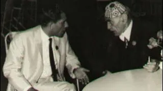 شاب ي لقي قصيدة ركيكة على مسامع الجواهري فكان رده 