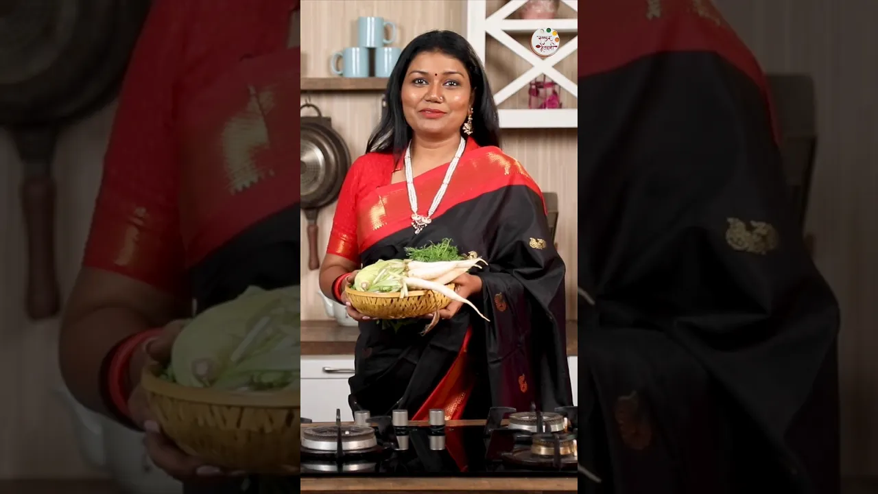 Vaishali Made        Corn Thalipeeth   Ruchkar Mejwani   #shorts   #food