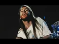 Download Lagu Guns N' Roses - Don't Cry [Alt. Lyrics] Live In Prague 1992 (Better Audio)