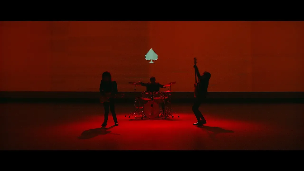 IV OF SPADES - Bawat Kaluluwa (Official Video)