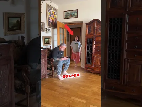 Ella Creyó Que Era Una Botella Hasta Que EncontróSus Gafas! 👓🔨