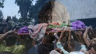 سلام أيا غاية العاشقين دندنها