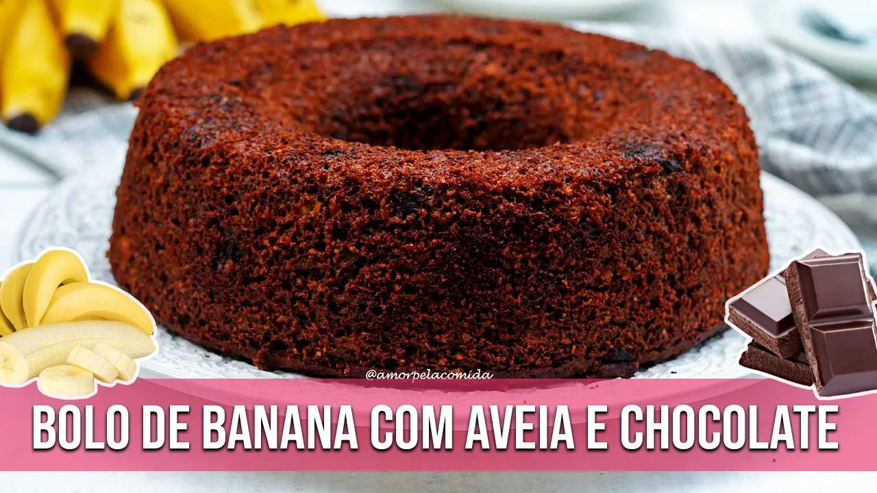 Ingredientes: 3 ovos 2 xícaras de farinha de trigo integral 2 xícaras de açúcar mascavo 1/2 xícara d. 