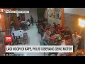 Download Lagu Lagi Ngopi di Kafe, Polisi Diserang Geng motor