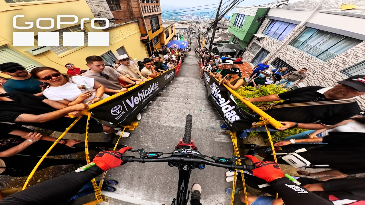Racing Through Narrow Colombian Streets