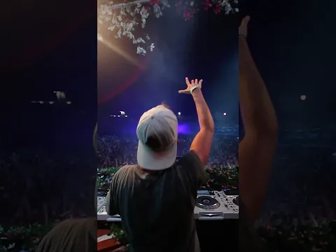 Get the playlist on avicii.com/community — the new, official home for fans worldwide ◢ ◤