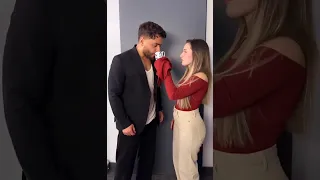 تامر حسني يشرب القهوة من أيد لانا 