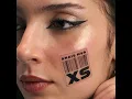 XS