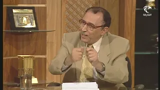   ك ل  م ا د خ ل  ع ل ي ه ا ز ك ر ي  ا ال م ح ر اب    ما الحكمة من تقديم شبه الجملة دندنها