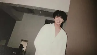 10 mins of jungkook decalcomania because we all need it