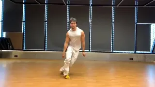 Old Is Gold Here Is New Dancing Video Tiger Shroff 