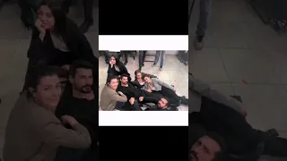 جديد بطلات مسلسل حب بلا حدود من الحلقة الأخيرة Hudutsuzsevda Miraydaner 