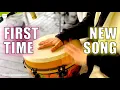 Download Lagu Voor het eerst een nieuw nummer spelen met Djembe