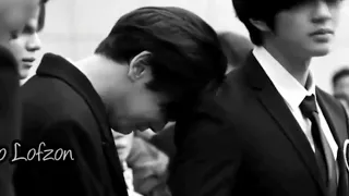 قصة حزينة الافتراق مازلت موجود معأناة جونغهيون  لايفهموني     دندنها