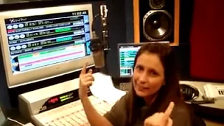 JOVEM PAN FM : TINA ROMA MOSTRA O ESTÚDIO DA REDE