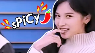 Download TWICE playing a *sPiCy* game of mafia (beware of mina's eyes 👀 ...) MP3