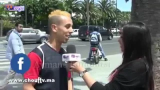 ضربني وبك سبقني وشك بالفرنسية ههههههه دندنها