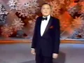 ✳ "Bob Hope sings Thanks for the Memories"