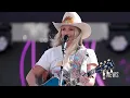 Kacey Musgraves, Miranda Lambert Detail Feud in "Horses and Divorces" | E! News