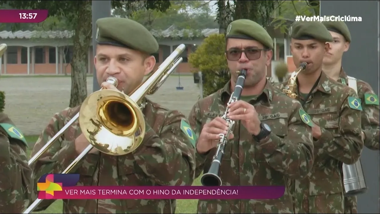 Ver Mais no 28º GAC: uma apresentação exclusiva da banda do Exército