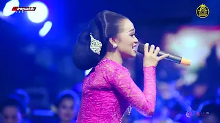 Download Campursari gayeng cover lagu - GUYON MATON TETEG ATI - MEGA NADIA LIVE SURABAYA MP3