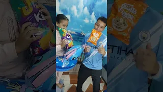 اكلوا الشيبسى و و الويندوز بالورقه                                       طرائف       عمر ماتريكس دندنها