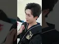 🔥🔥3位性感美女杀手抓错人，竟把天下第一特工当成废物赘婿绑走！谁料小伙一招就让她们当场跪服，乖乖喊他主人！刚才还想要他命的美女特工们，如今个个抢着要当他的女人！