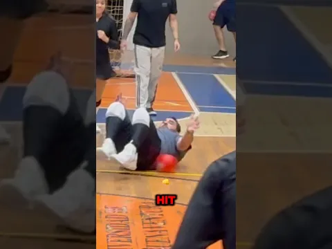 Was I Out or Safe? 🤔💀 #dodgeball #highlights #sports #ohmyjoshh9 - 961