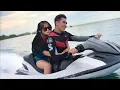 Download Lagu Verrel Bramasta Dan Fuji Pelukan Saat Main Jetski Di Bali, Semua Dibuat Baper