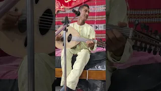 وكأنه صلاح الأخفش في أغنية يا ليالي يا ليالي علول سكيمي ورشوق الزهو شاهد واستمتع عبد القادر سكيمي 