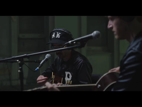 Download MP3 Portugal. The Man - Don't Look Back In Anger [Live/Stripped Session]