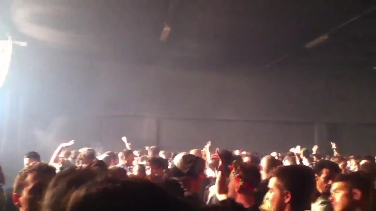 Michel Cleis @ Altavoz Rivolta 8/10/2011 featuring Jamie Woon Lady Luck