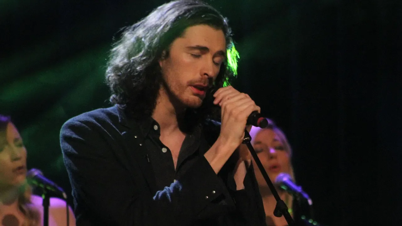 Hozier: Movement | The Late Late Show | RTÉ One
