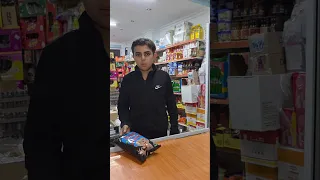 الولد وصاحب الماركت  الولد وصاحب الماركت